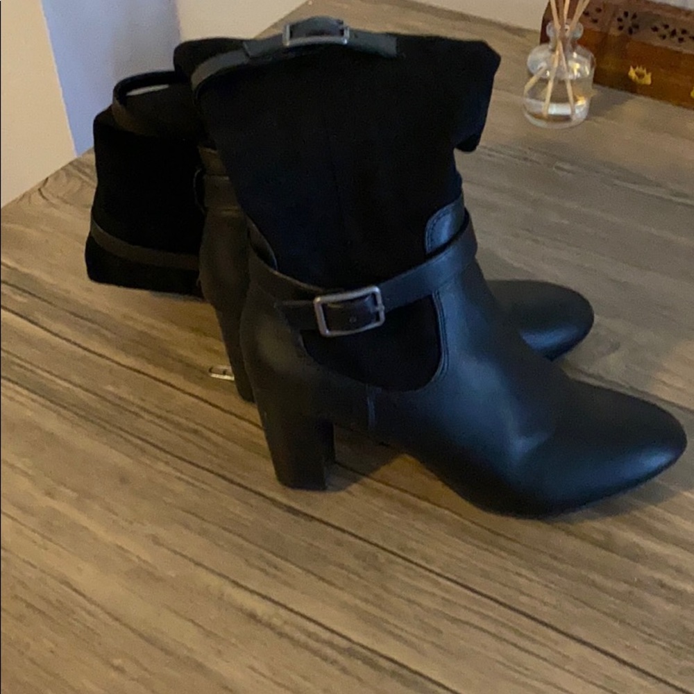 Black Bella Vita knee-high boots size 6